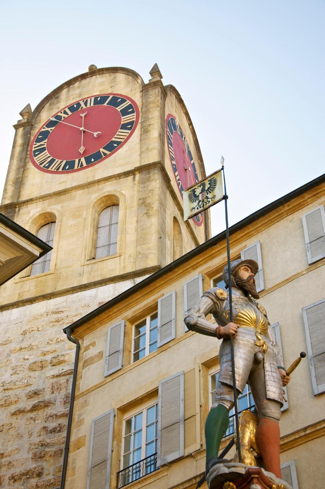 Aux Chambres Du Banneret Neuchâtel Exterior foto